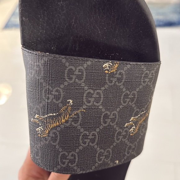 Gucci slides - Picture 10 of 10